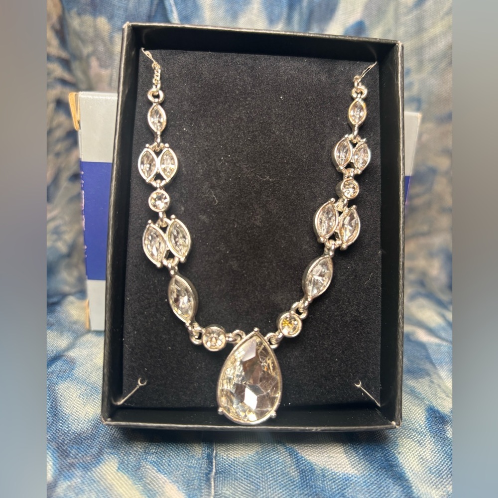 Avon rhinestone necklace adjustable from 18 inches to 20 inches comes with box